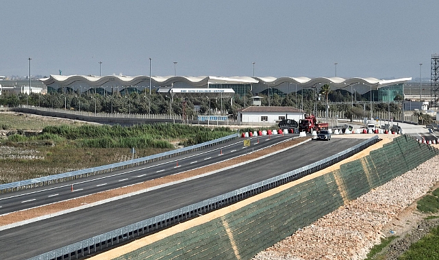 Havaalanı Yolu Açıldı