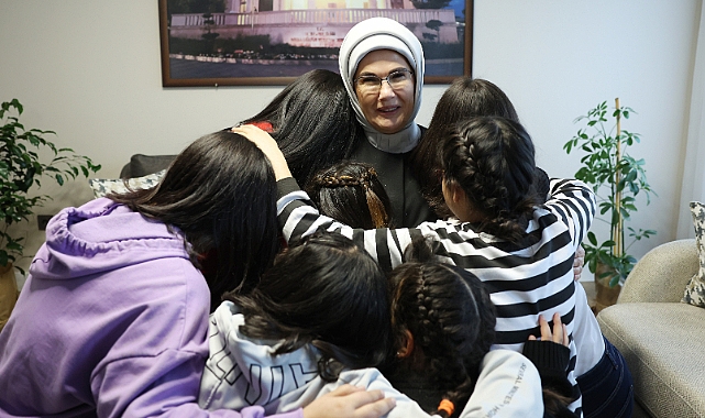 Emine Erdoğan, Çocuklarla Bir Araya Geldi