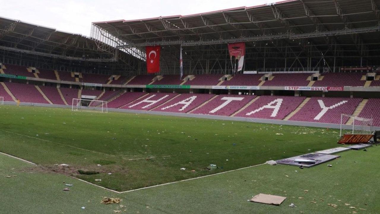 Hatay Stadı Yeni Sezona Yetişmiyor