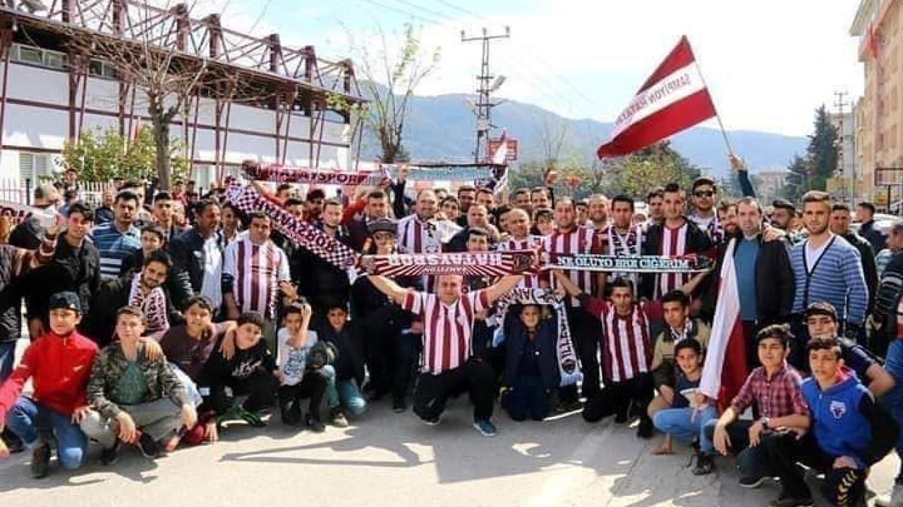 Taraftarlar Vali Göbeği Parkı Önünde Buluşuyor