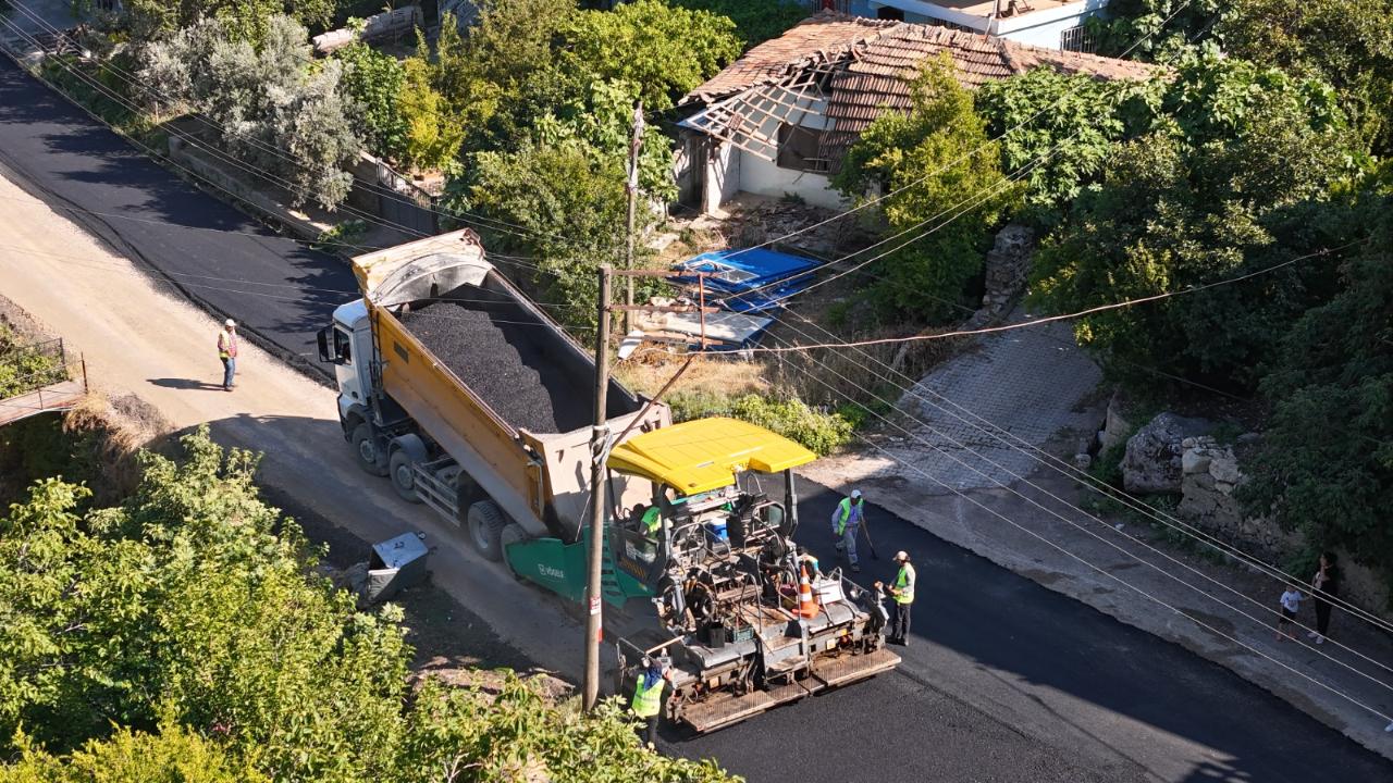 Kırsal Mahallelerde Ulaşım Altyapısı Güçleniyor